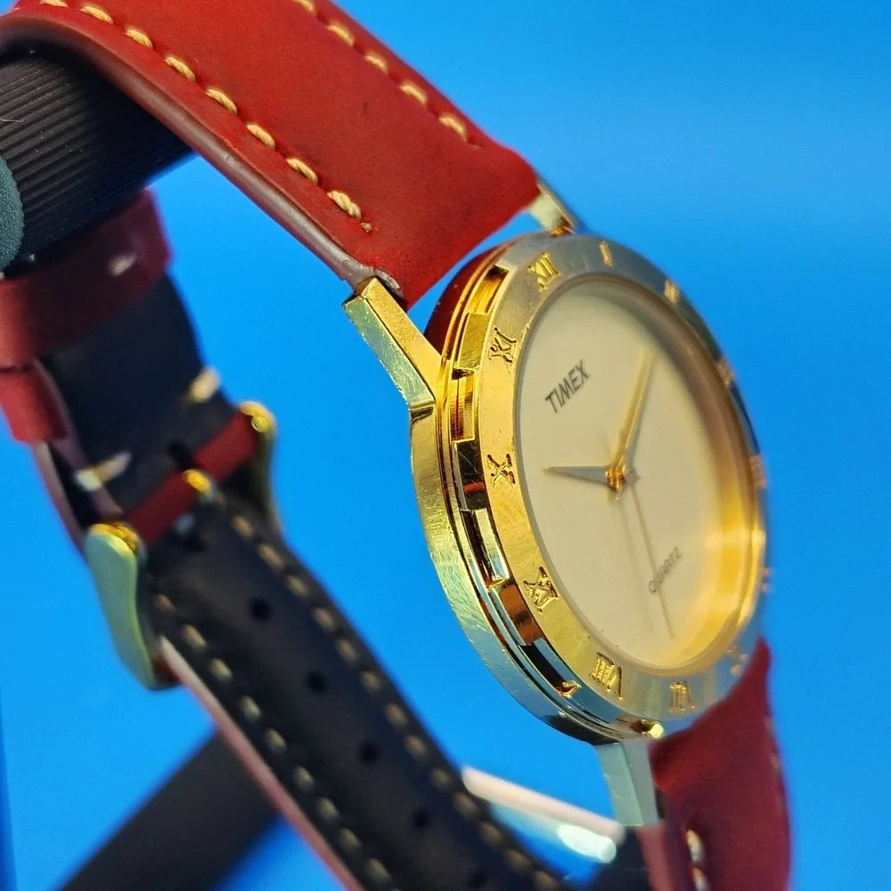 Vintage 1995 Timex Roman Numeral Mens Unisex‎ 32mm Quartz Dress Watch New Strap